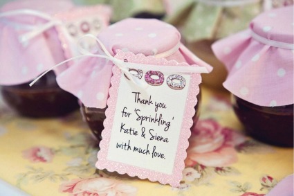 cute baby shower favor idea - sweet jelly preserves for each guest ...
