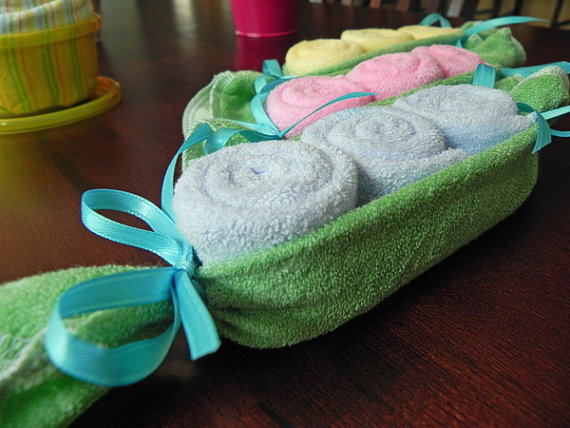 Free Baby Shower Craft Ideas - Adorable Pea Pod Favors