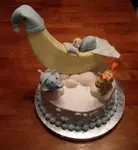 baby moon cake