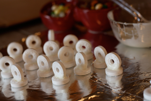 Easy Homemade Baby Shower Favors That Your Guests WIll Love! Candy Pacifiers! Easy Homemade Baby Shower Favors That Your Guests WIll Love! Candy Pacifiers!