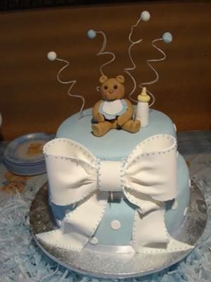 Royal Baby Shower Cake Using Butter Cream Royal Baby Shower Cake Using Butter Cream