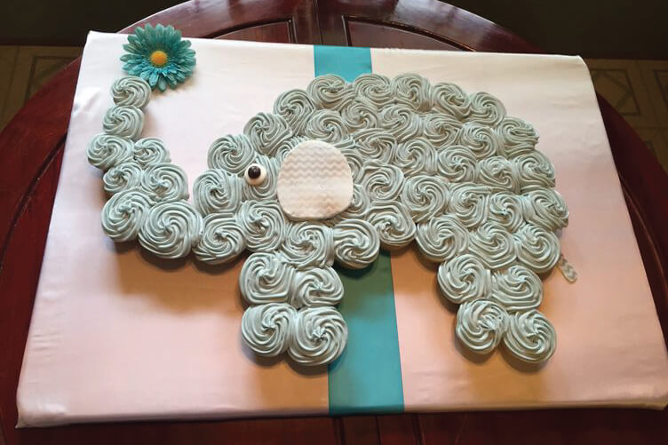 elephant themed baby shower cupcakes