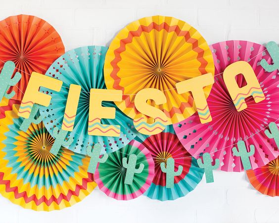 DIY fiesta banner for a party DIY fiesta banner for a party