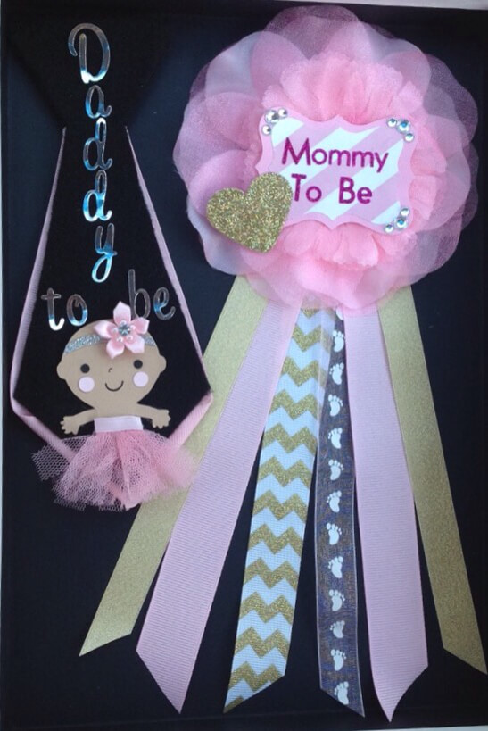 image of mommy and daddy baby shower corsage