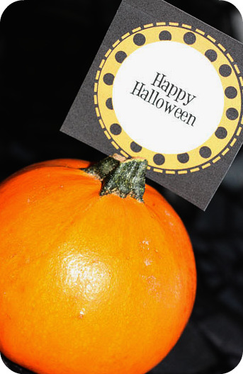 Free printable Halloween baby shower party tags Free printable Halloween baby shower party tags