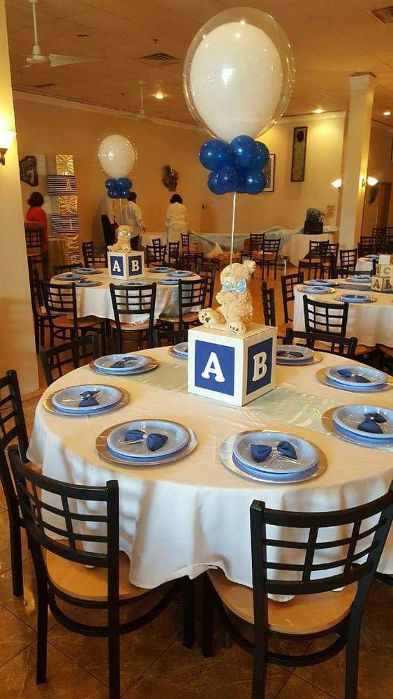 Image of blue balloon baby block centerpiece